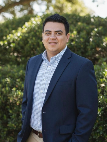 Luis Miguel Coutiño, gerente de ventas de terrenos campestres en Aguascalientes